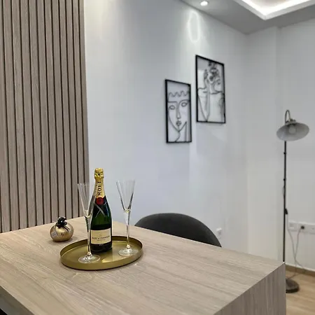 Апартаменты Hella